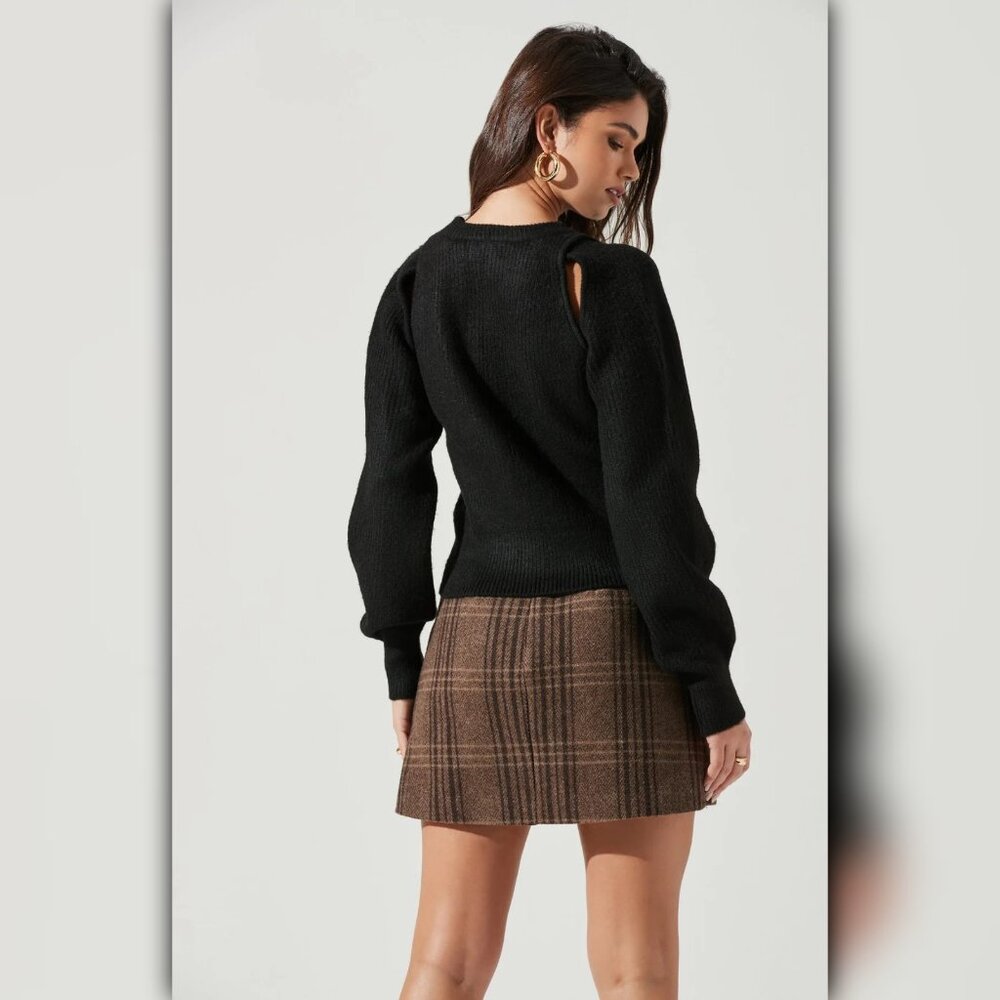 * A650 • Adira Black Cold Shoulder Cutout Knit Sweater - Picture 2 of 5